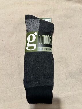 Gold Medal | Socks | Outdoor Men's Crew Socks - Charcoal/Black